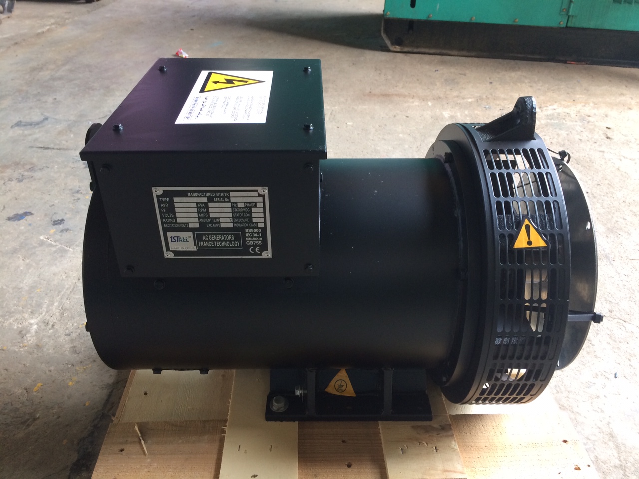 Đầu phát điện Dinamo 25kW 