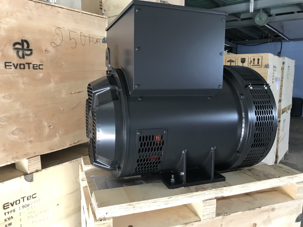 Đầu phát điện EVOTEC 180KVA