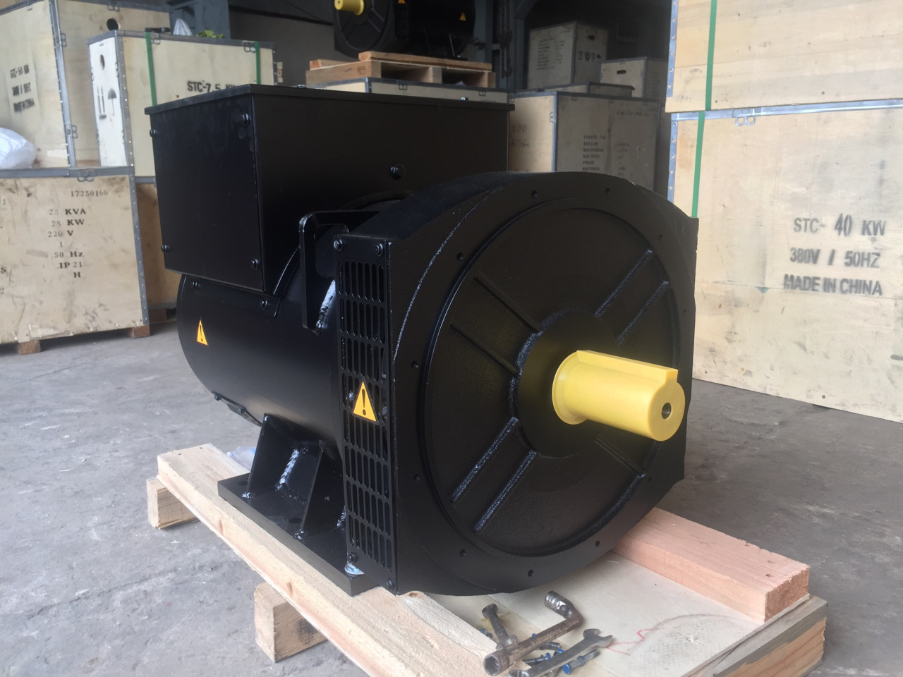 Đầu phát điện không chổi than 85KVA 