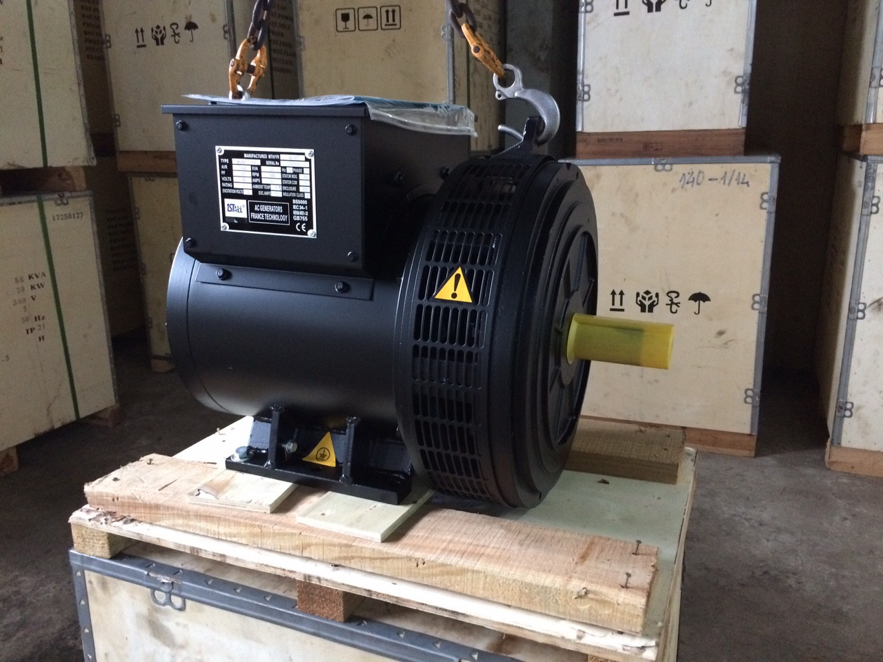 Dinamo không chổi than 1 pha - 22.5 Kva