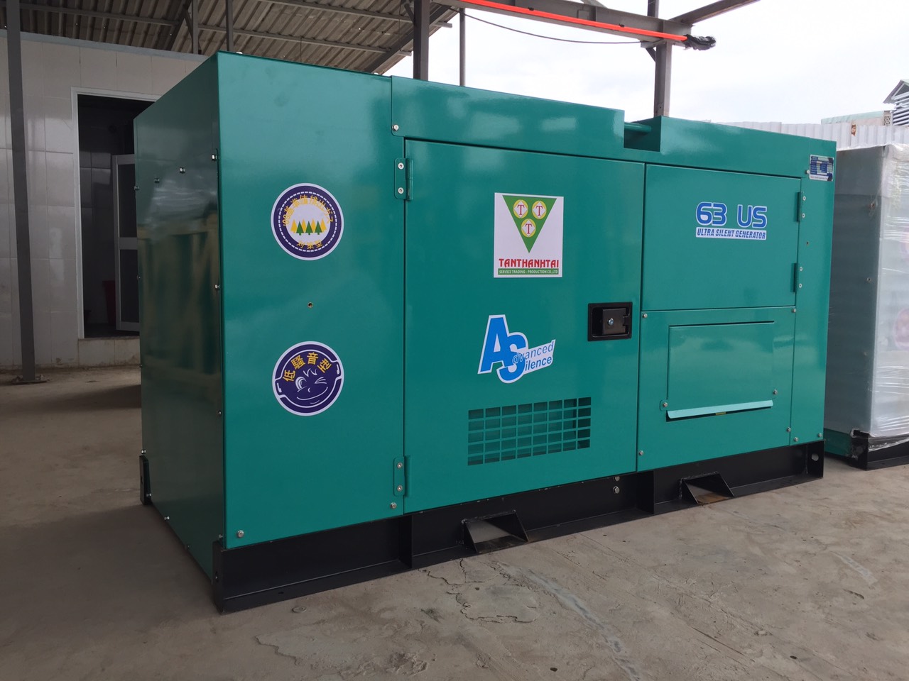 Máy phát điện mới Cummins 63KVA
