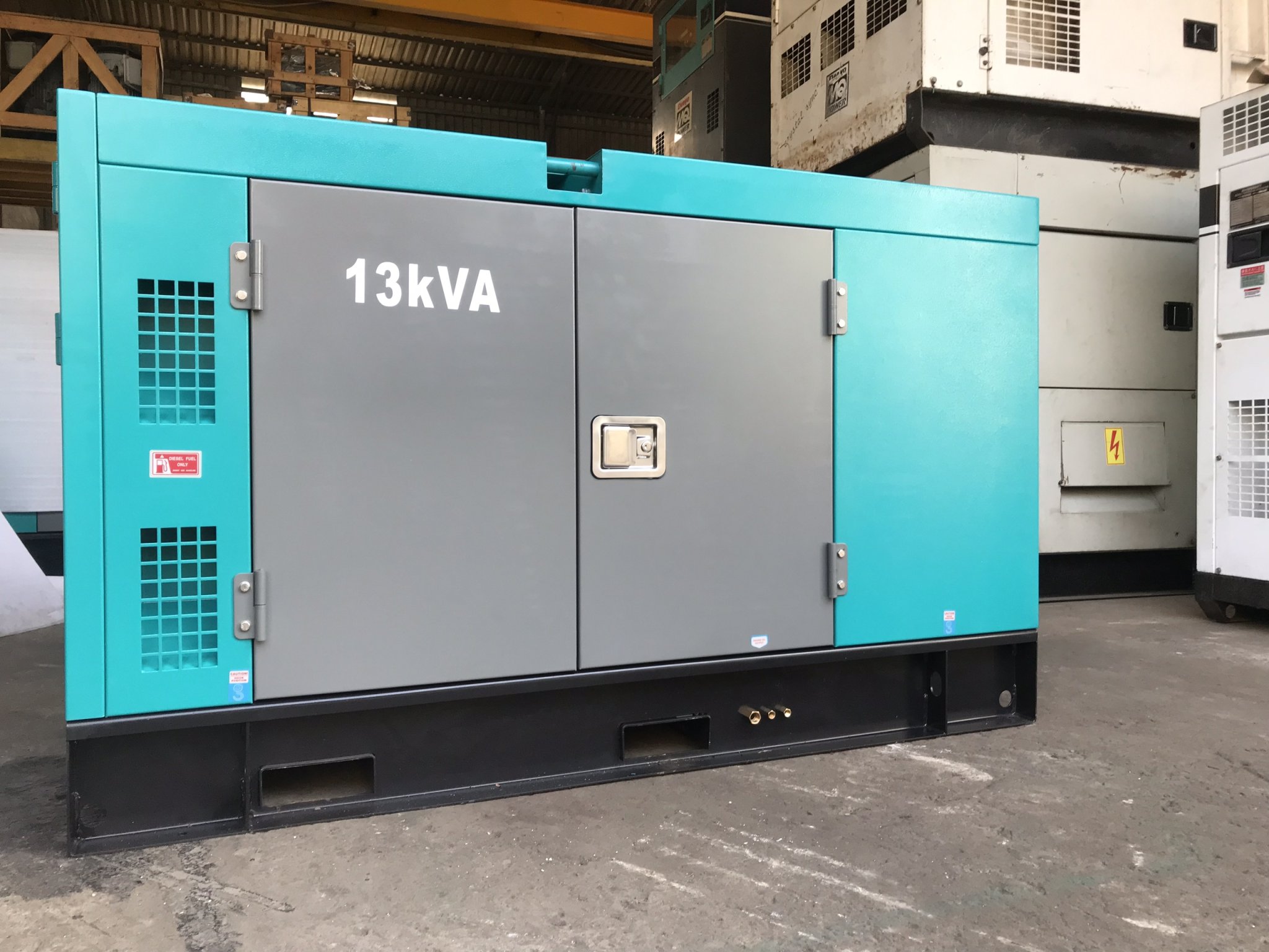Máy phát điện mới YANMAR 13KVA