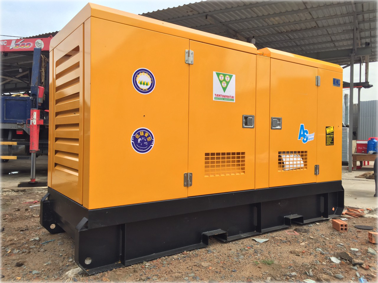 Máy phát điện thùng cách âm Kubota 80 KVA