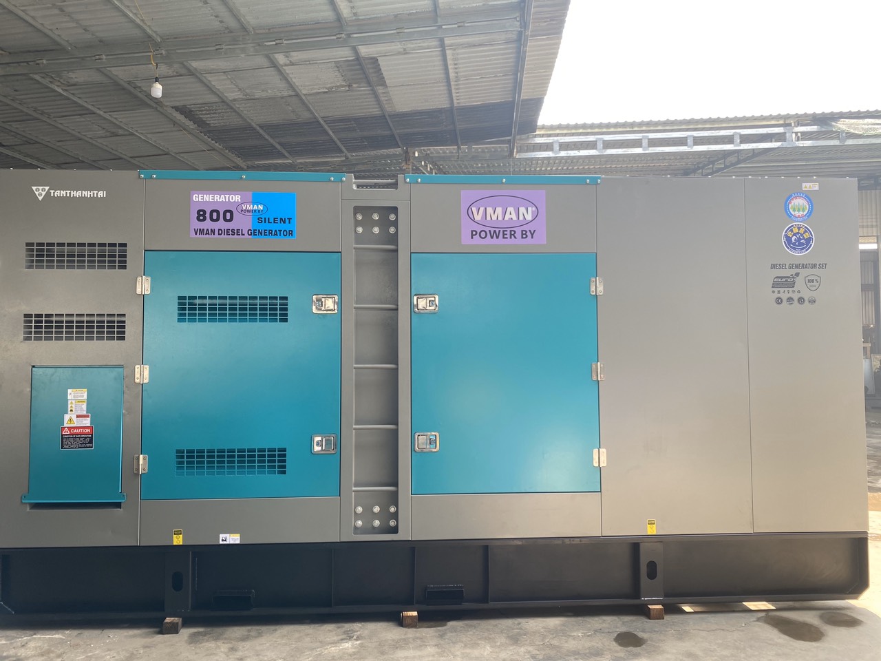 Máy phát điện VMAN 800KVA